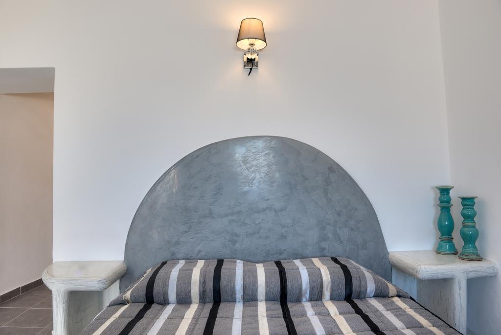 Remvi Suites Firostefani Zewnętrze zdjęcie