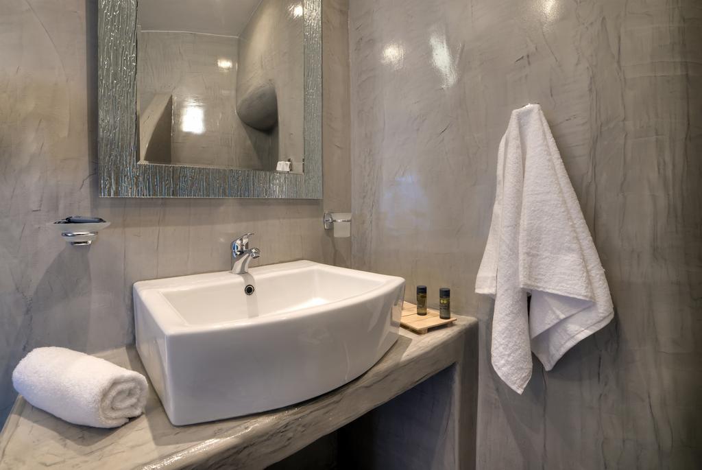 Remvi Suites Firostefani Zewnętrze zdjęcie